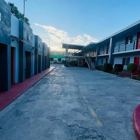 Chayo'S Departamentos Apartment Ensenada Exterior photo